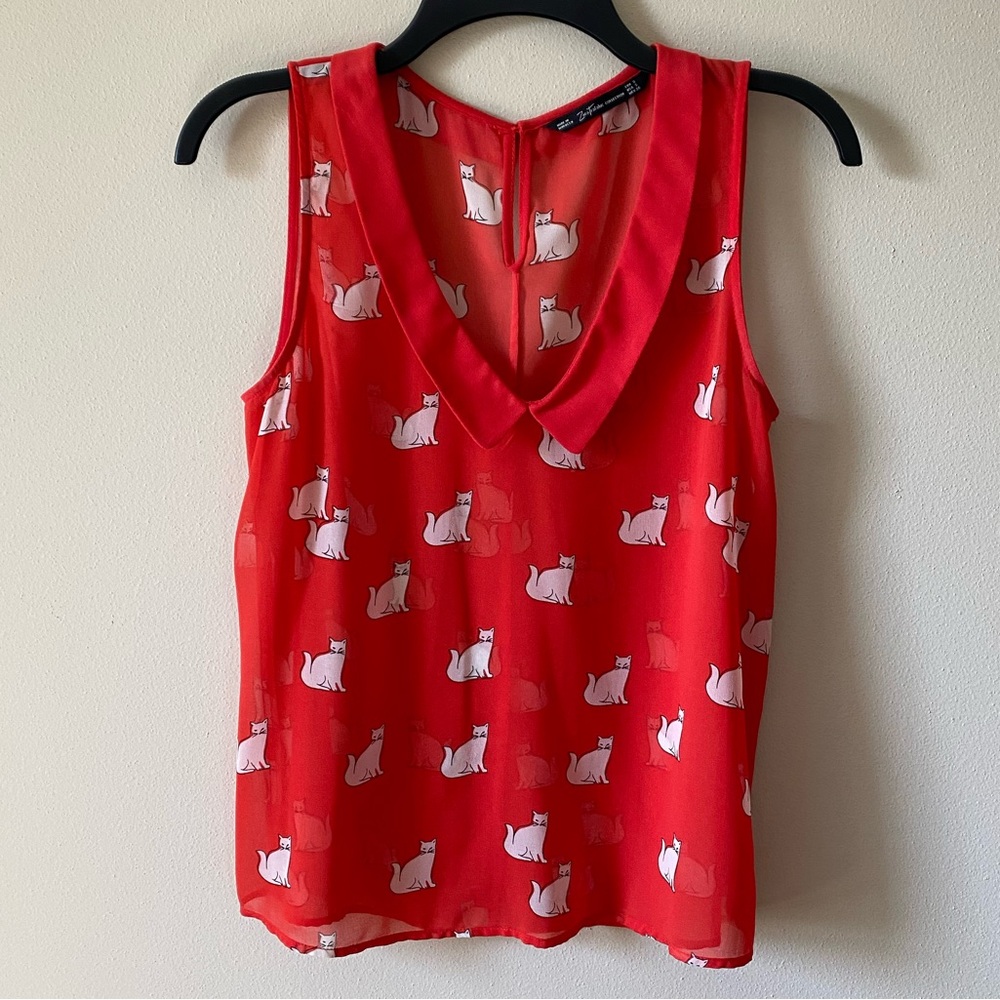 ZARA Red Cat Print Sleeveless Blouse - Picture 2 of 9